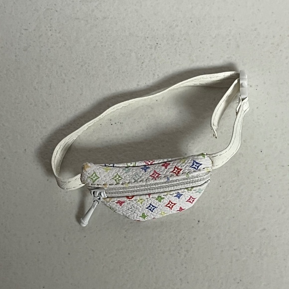 Designer Overalls Bucket Hat Bag 3 Piece Outfit For Labubu White - Picture 12 of 13